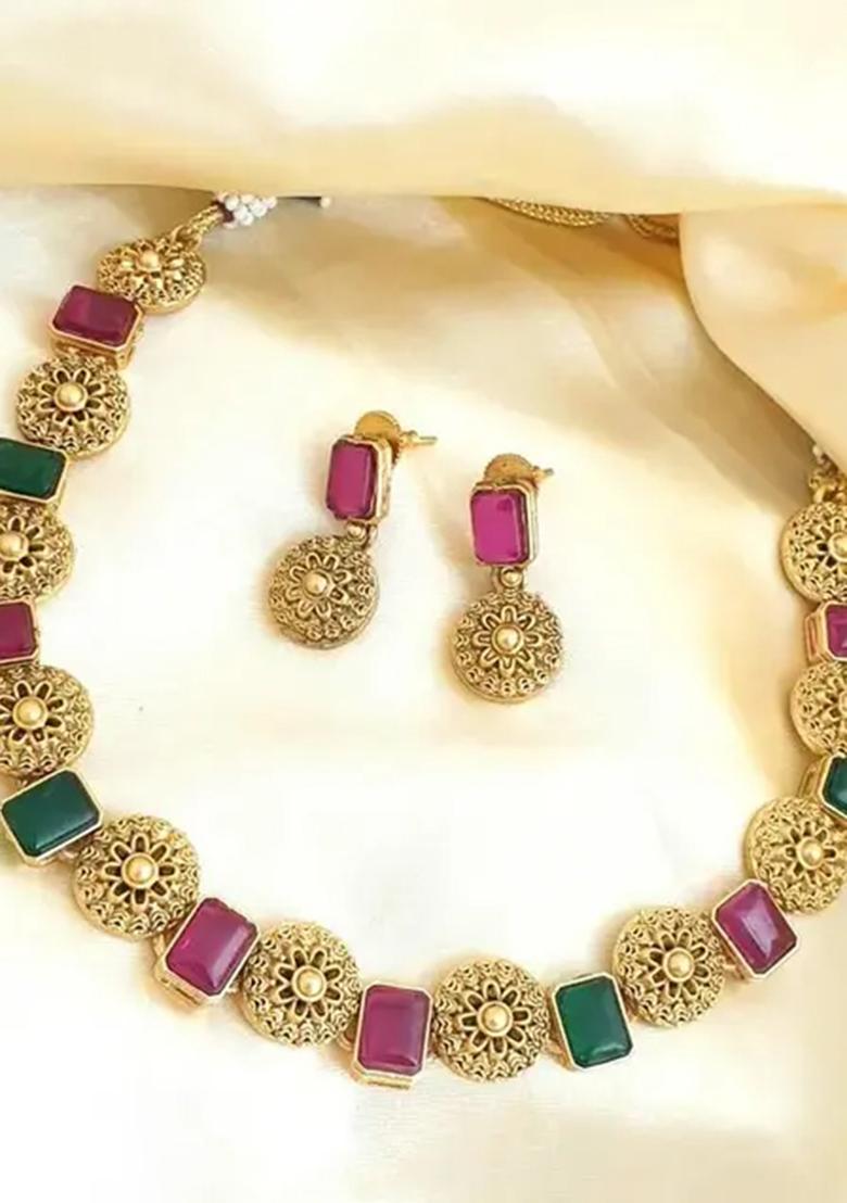 Golden Alloy Necklace Set
