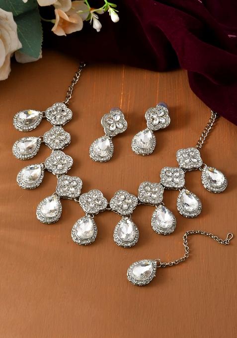 Elegant Silver And Tone Crystal Drop Necklace For Weddings And Party Wear