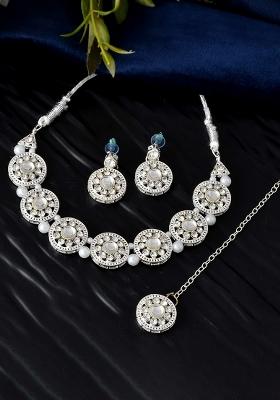 Silver And Plated Crystal And Embedded And Pearl Beaded Ethnic Jewellery Set


