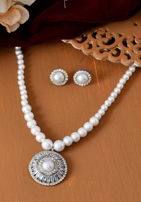Imeless White Pearl Necklace With Matching Studs