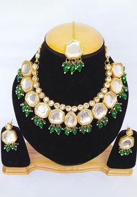 Green Alloy Kundan Work Necklace Set