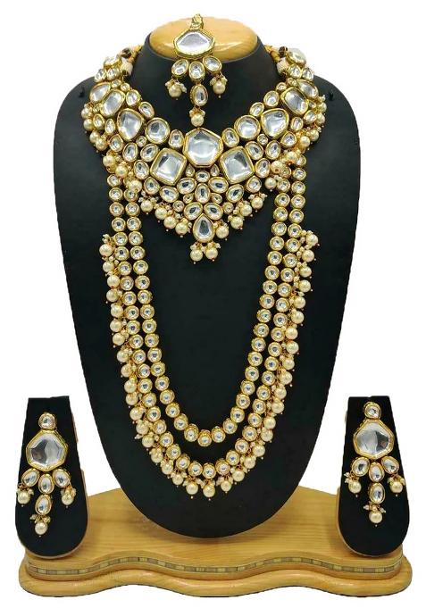 Cream Alloy Kundan Work Necklace Set