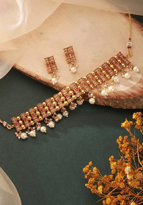 Gold Plated Stone Studded And Pearl Beaded Necklace And Earrings Set