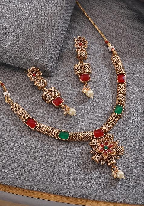Gold Plated Kundan Studded Floral Shaped Jewellery Set