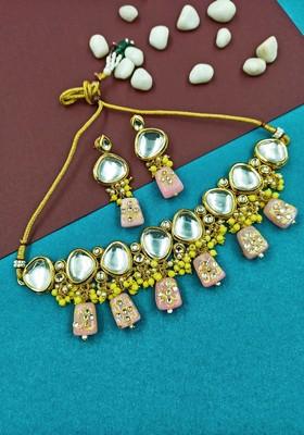 Gold Plated Gold Toned Kundan Studded Jewellery Set