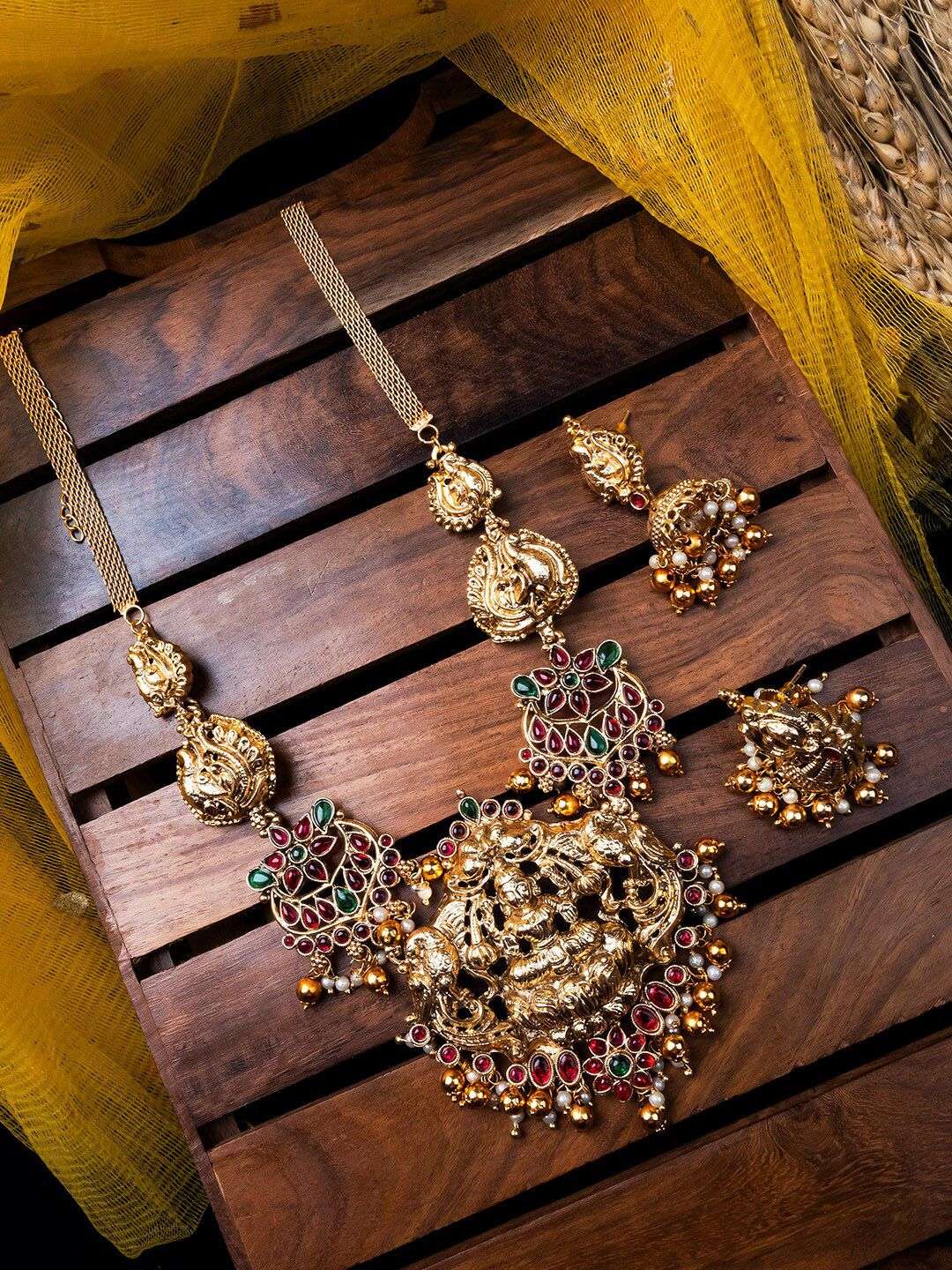 Gold Plated Stone Studded And Beaded Jewellery Set - Indya