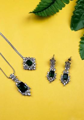 Silver Plated Ad Studded Leaf Pendant Set