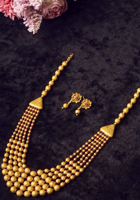 Gold Plated Stone Studded And Beaded Traditional Jewellery Set