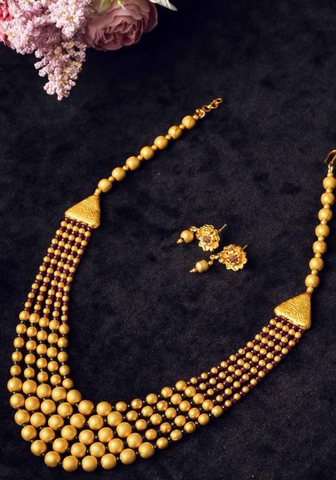 Gold Plated Stone Studded And Beaded Traditional Jewellery Set