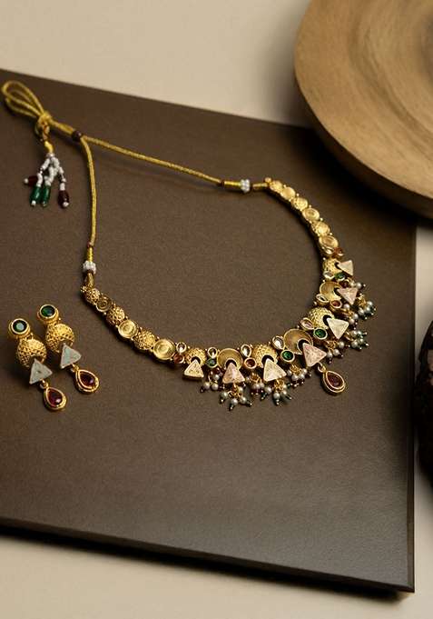 Gold Plated Stones Studded and Beaded Jewellery Set