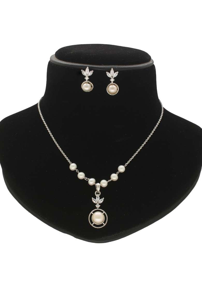 White Gold Plated Alloy Necklace Set - Indya