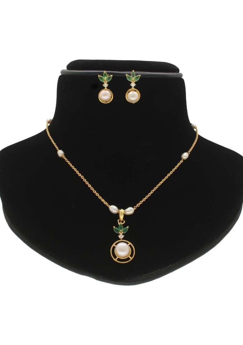 White Gold Plated Alloy Necklace Set - Indya