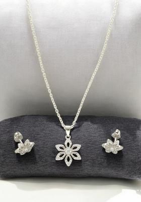 White Gold Plated 925 Silver Necklace Set