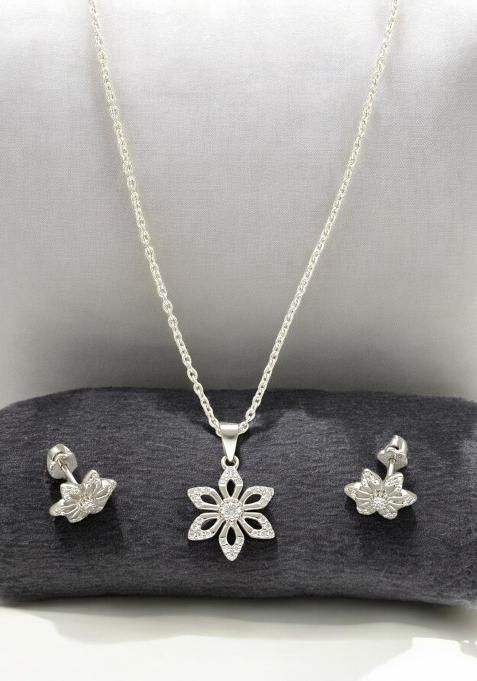 White Gold Plated 925 Silver Necklace Set