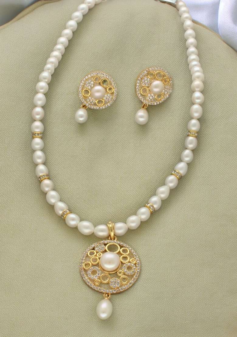 White Gold Plated Alloy Necklace Set - Indya