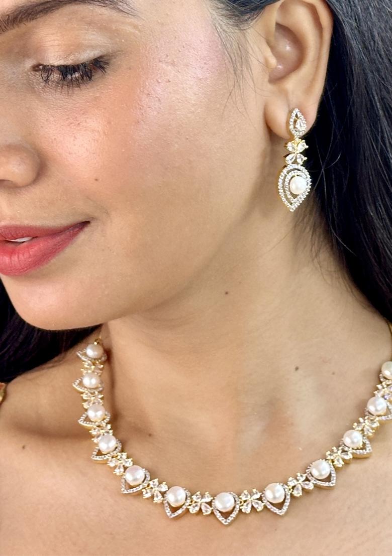 White Gold Plated Alloy Necklace Set - Indya