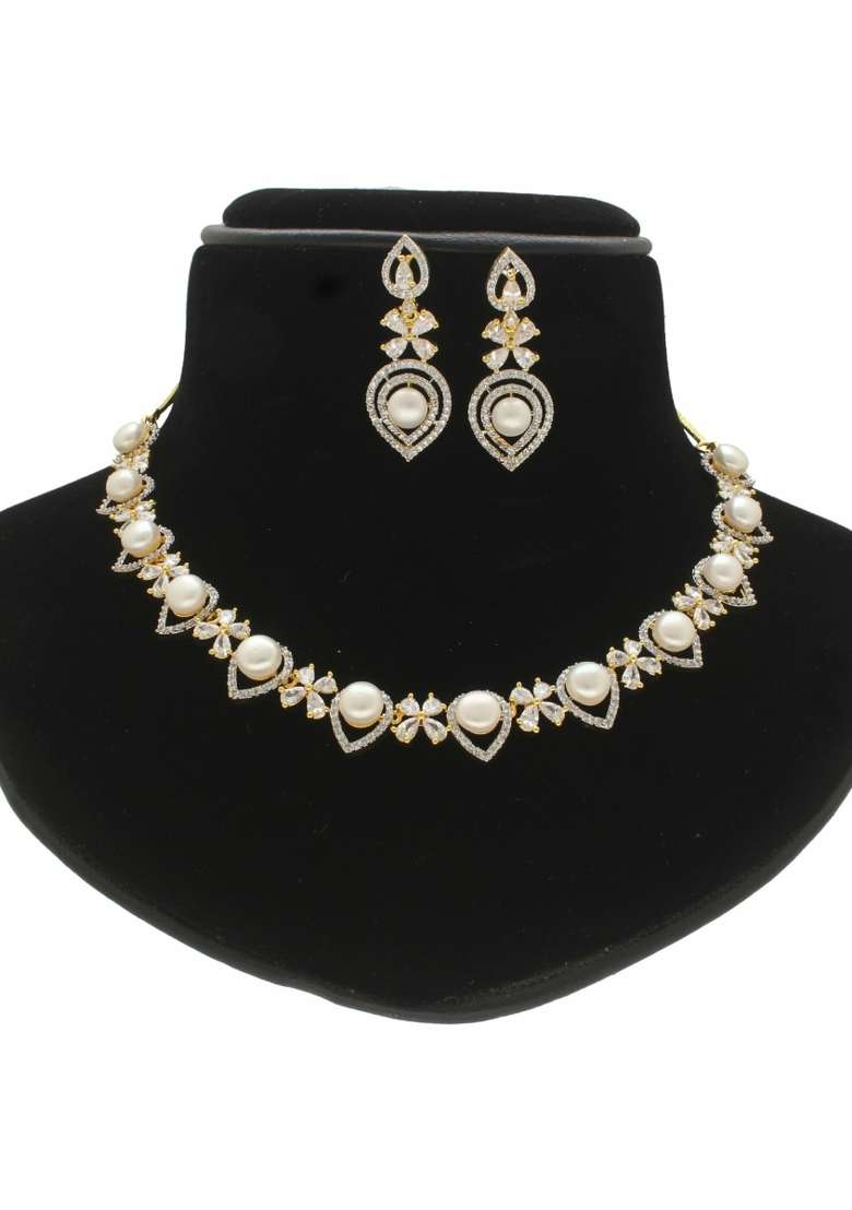 White Gold Plated Alloy Necklace Set - Indya