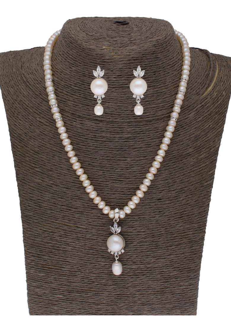 White Gold Plated Alloy Necklace Set - Indya