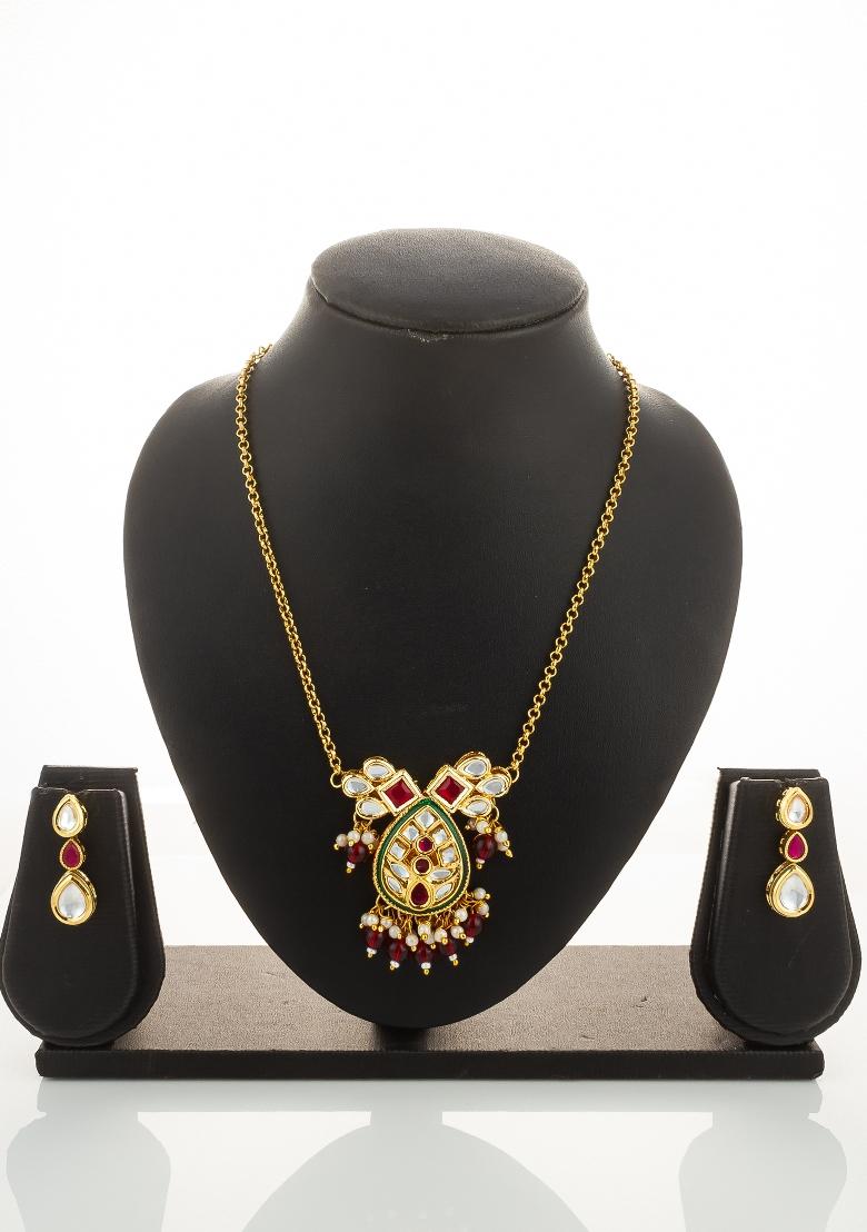 Red Gold Plated Brass Necklace And Earrings - Indya