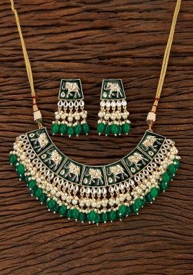 Golden White Designer Brass Kundan Necklace With Earring Set