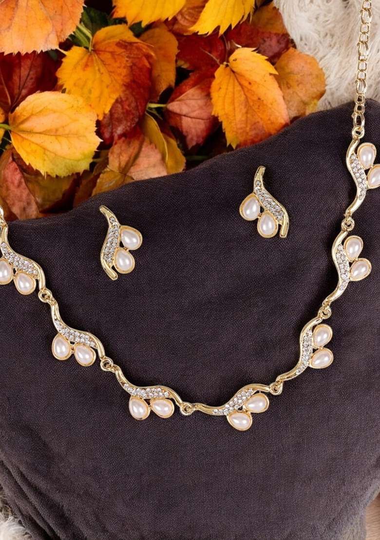 White Gold Plated Brass Jewellery Set - Indya