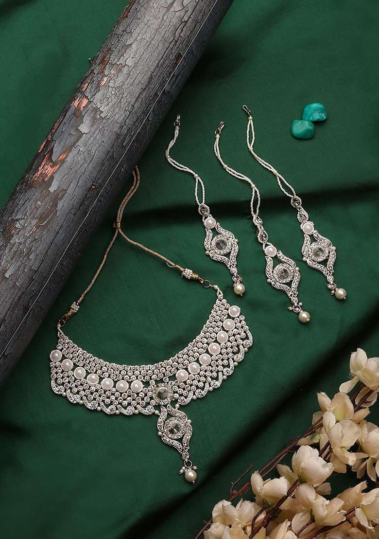White Gold Plated Brass Jewellery Set - Indya