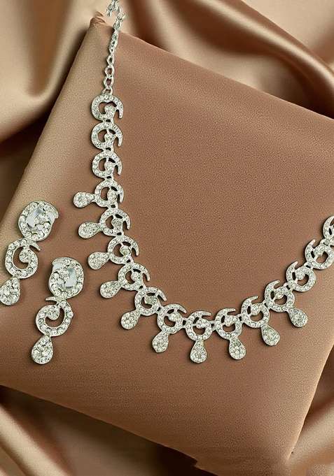 White Silver Plated Brass Jewellery Set