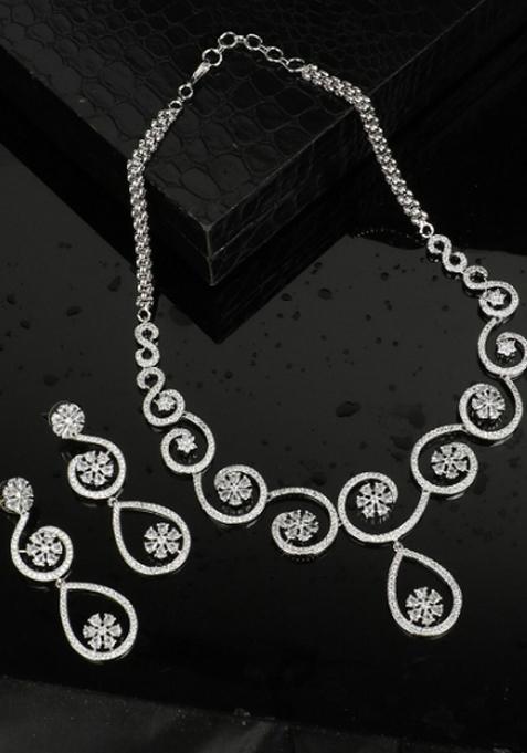 White Silver Plated Brass Jewellery Set