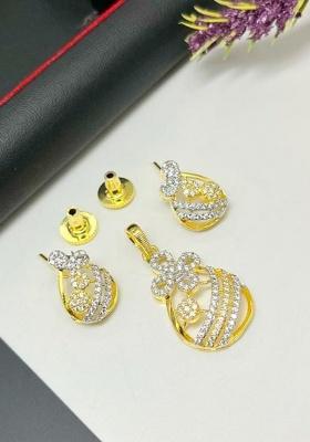 Gold Fancy Alloy Pendant Set