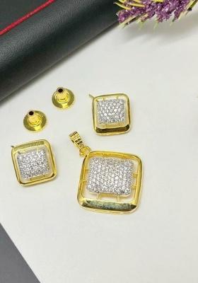 Gold Fancy Alloy Pendant Set