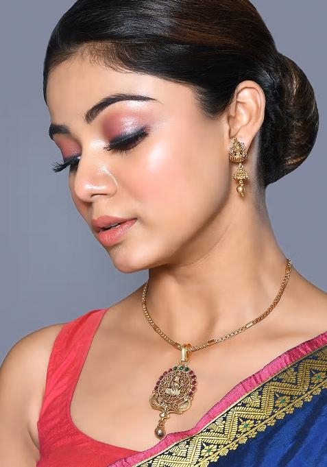 Multicolor Gold Tone Pendal With Chain And Earring Set Pendant Set With Earrings