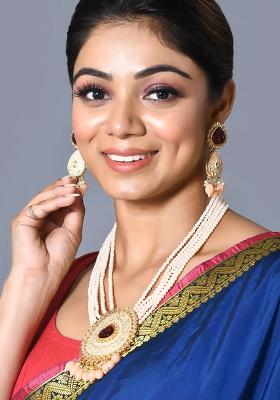 Multicolor Gold Tone Kundan Mina Pendal With Chain And Earring Set Pendant Set With Earrings