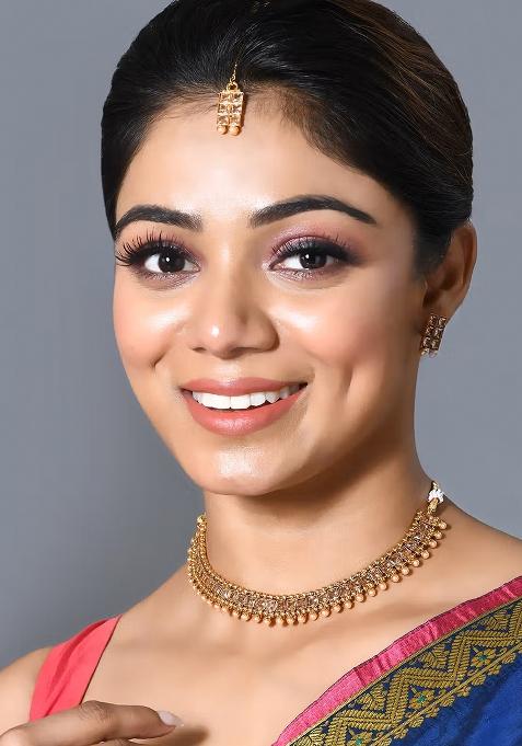 Golden White Gold Tone Polki Necklace Earring And Tika Set Necklace Set With Earrings