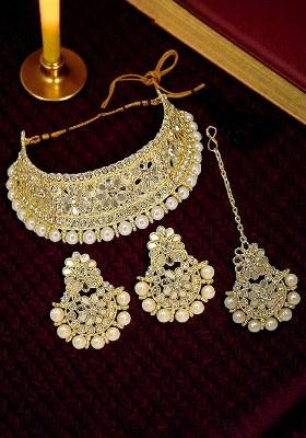 Golden Alloy Necklace Set