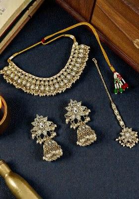 Golden Alloy Necklace Set