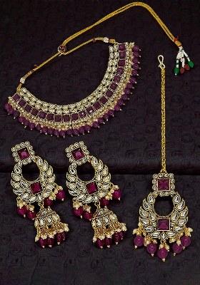 Golden Alloy Necklace Set