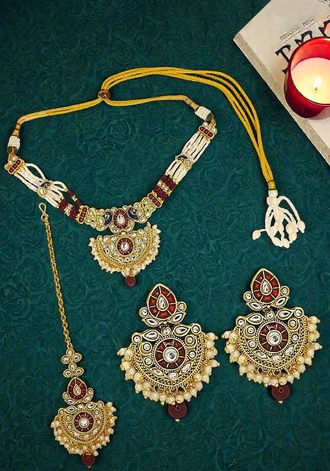 Golden Alloy Necklace Set
