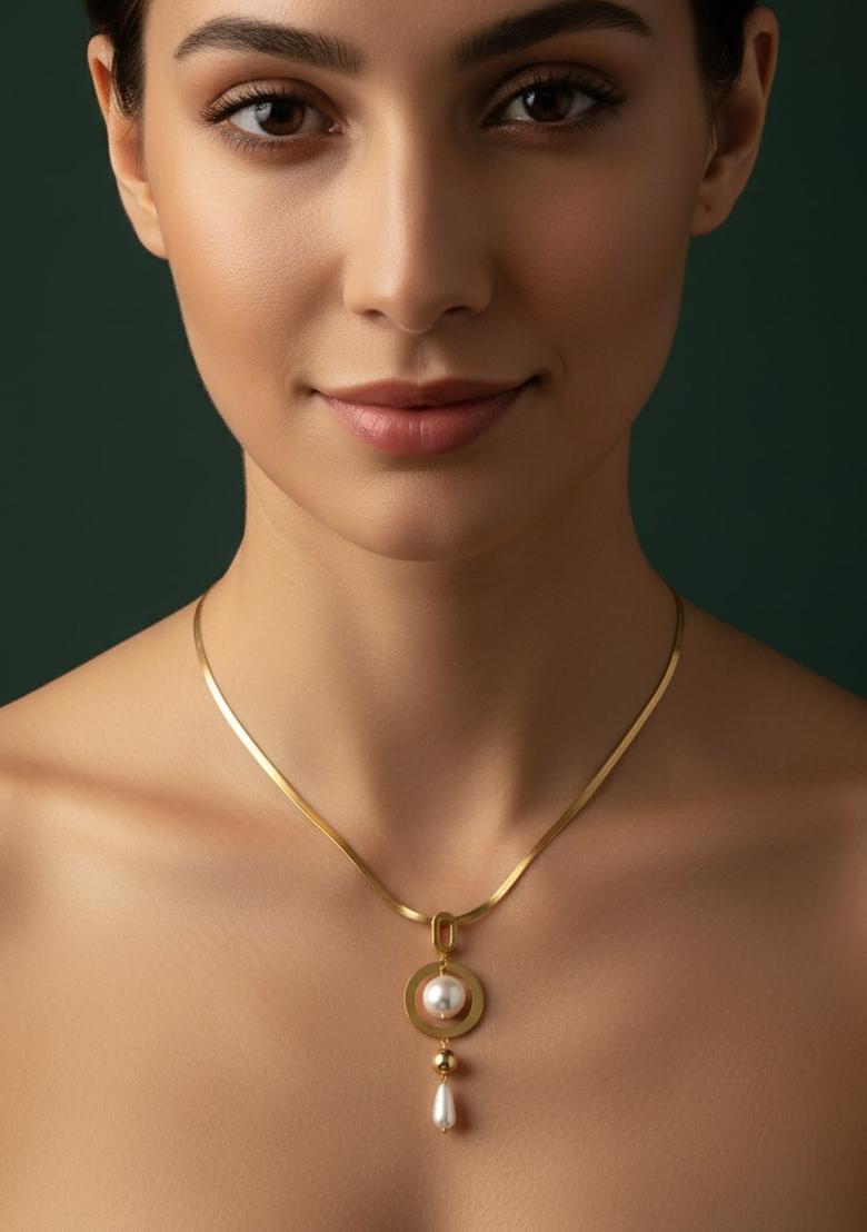 Golden Stainless Necklace - Indya