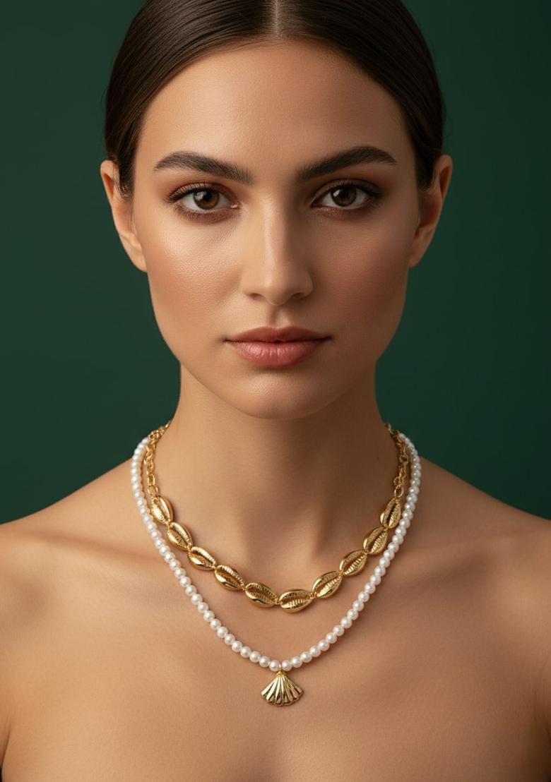 Golden Stainless Necklace - Indya