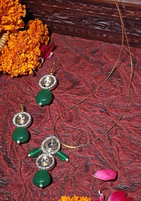 Green Alloy Necklace With Earrings