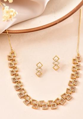 Gold Plated Geomatrical Shaped Ad Jewellery Set