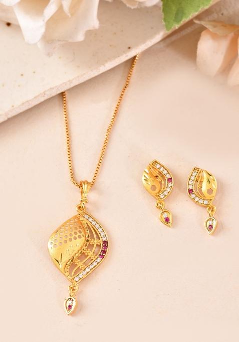 Gold Plated Simple Chain With Pendent And Earrings Set