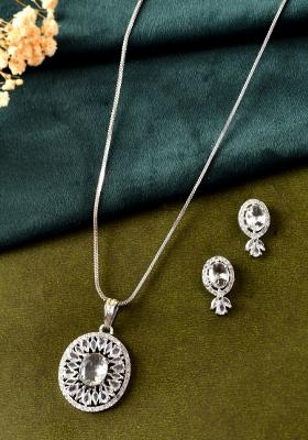 Silver Plated Oval Shaped Ad Stone Studded Chain Set