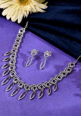 Silver Plated Ad Studded Square And Leaf Shaped Necklace Set