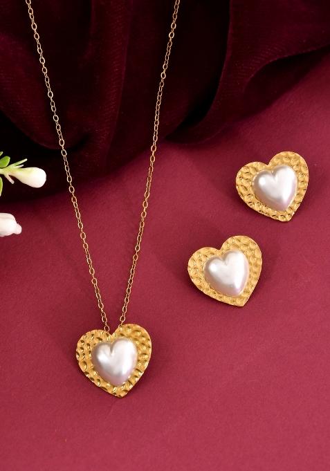 Gold Toned Pearl Studded Heart Shaped Pandent And Earrings With Chain Set