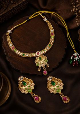 Golden Alloy Neckalce Set