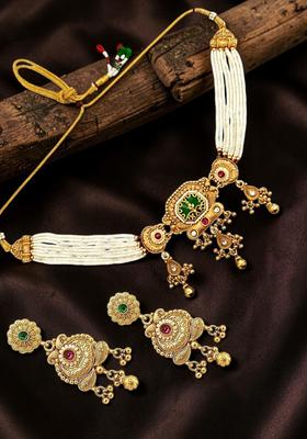 Golden Alloy Neckalce Set
