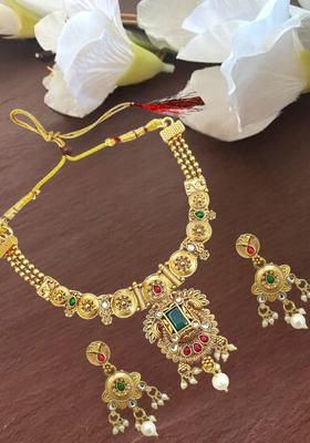 Golden Alloy Neckalce Set