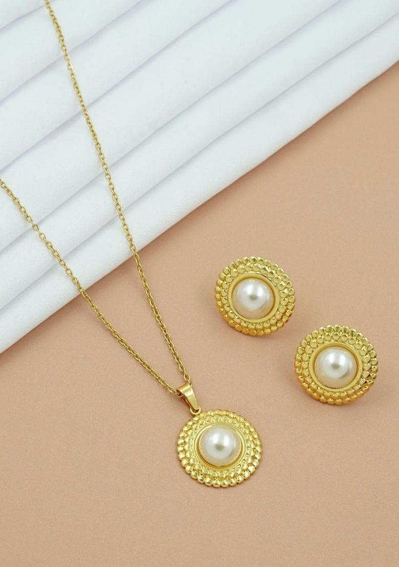 Golden Alloy Jewellery Set - Indya