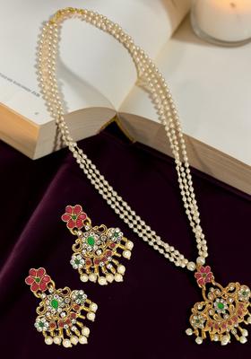 Golden Alloy Necklace Set